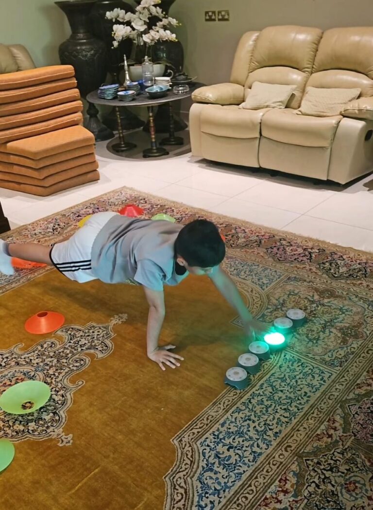 WhatsApp Image 2025-11-03 at 18.58